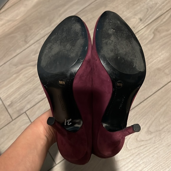 Vince Camuto suede booties - Picture 3 of 11